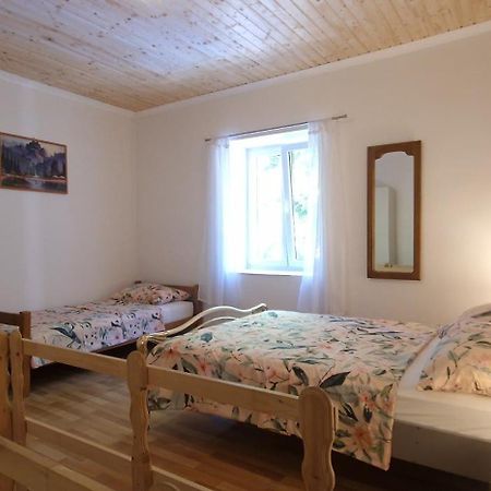 Studio Apartman Kastel Kambelovac Kaštela Esterno foto
