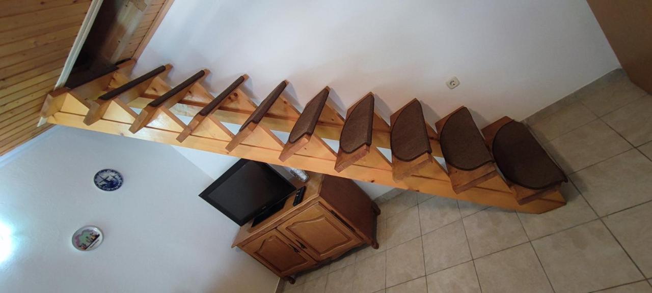 Studio Apartman Kastel Kambelovac Kaštela Esterno foto