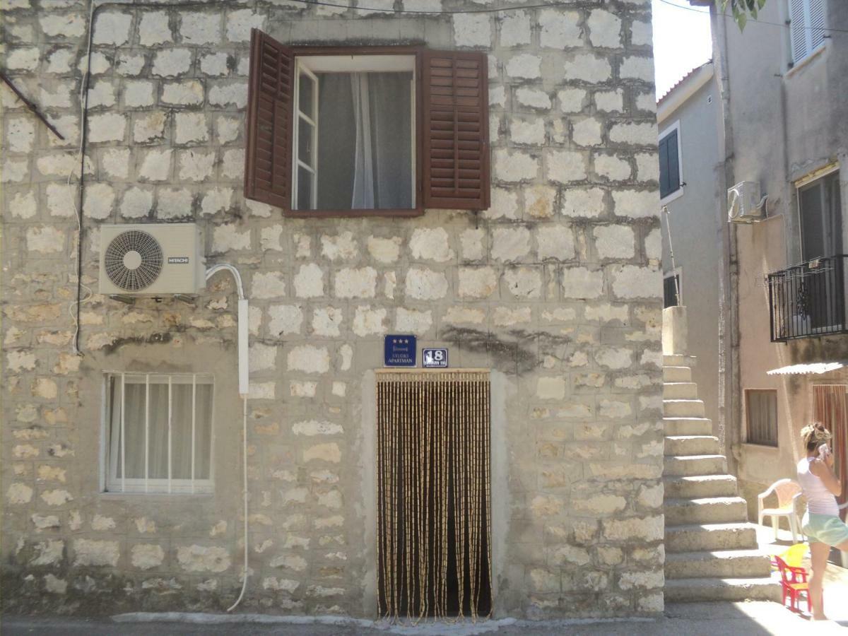 Studio Apartman Kastel Kambelovac Kaštela Esterno foto